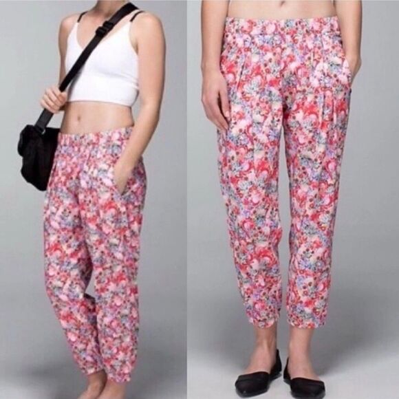 Lululemon Rollin with my Omies Jogger Floral Pants 6 Athleisure Lightweight - Picture 2 of 9